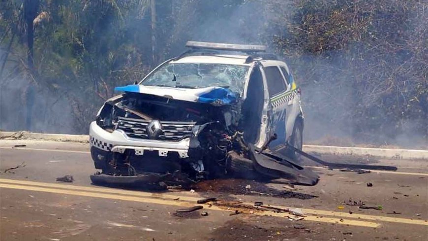 Policial Militar morre em acidente de viatura com caminhão e moto